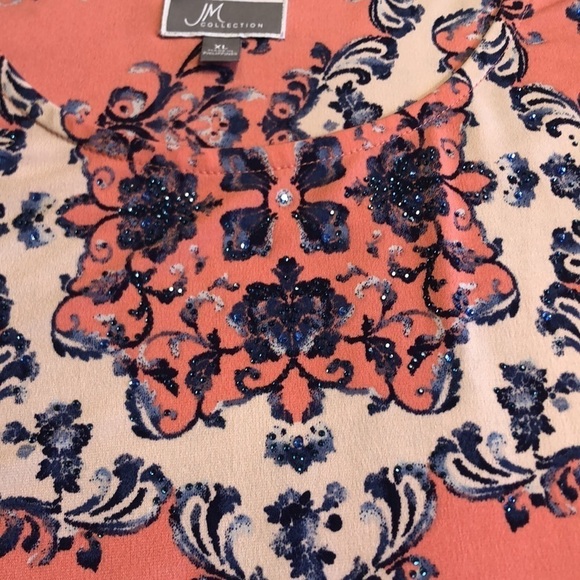 JM Collection XL Coral W Blue Top Pit to Pit 23 3/4” Exc Condition - Picture 10 of 11